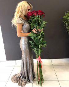 25 гигантских красных роз 180см