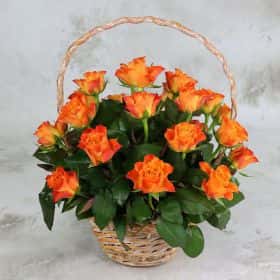 25 оранжевых роз 40 см. в корзине  Cтандарт