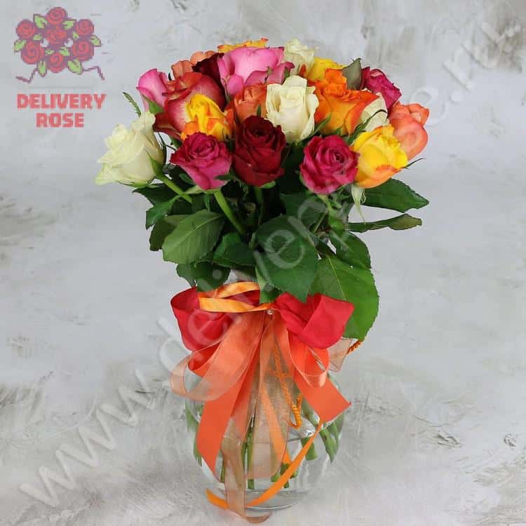 Букет из 25 разноцветных роз 40 см Стандарт