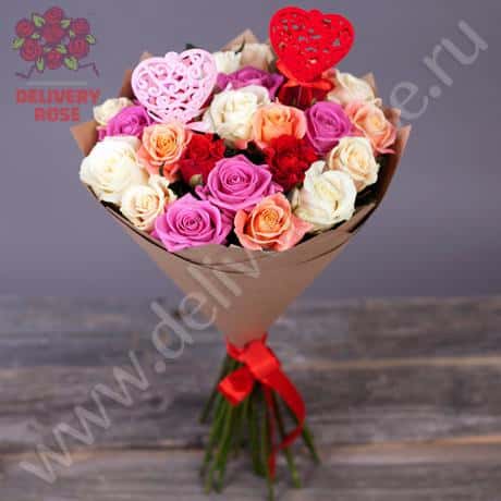 Букет с розами «Калейдоскоп любви»
