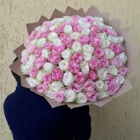 Букет из 101 розы сорта "Вайт охара и Пинк охара"
